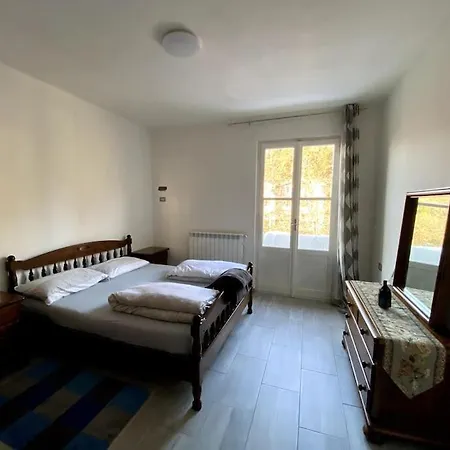 Maggiore Semesterbostad Porto Valtravaglia